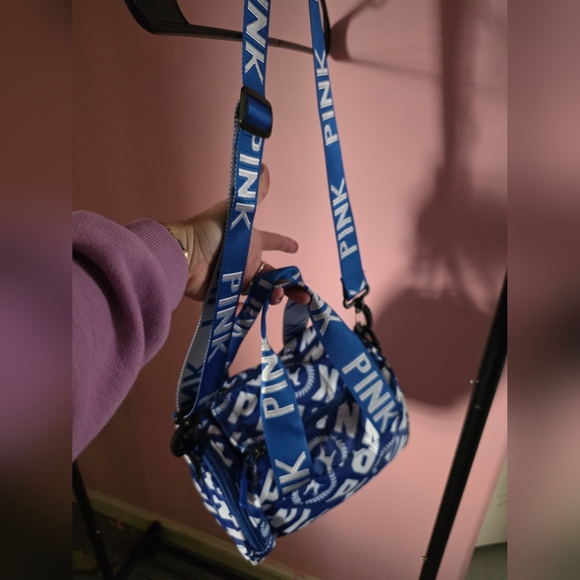 PINK (Off-Brand) Blue Logo Small Duffle / Gym Bag - Picture 6 of 7